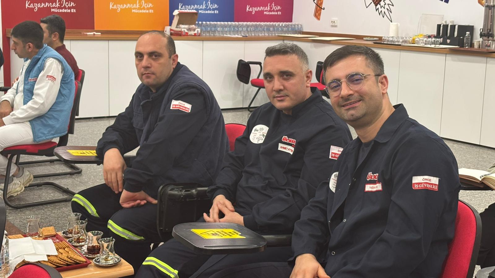 Ankara �lker ve Un Fabrikalar�nda. End�striyel �li�kiler Toplant�s� Ger�ekle�tirildi